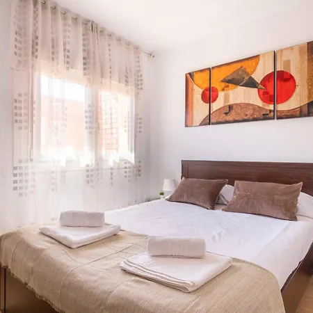 5 Min To The Sea And 15 Min To Barcelona Center Apartman *
