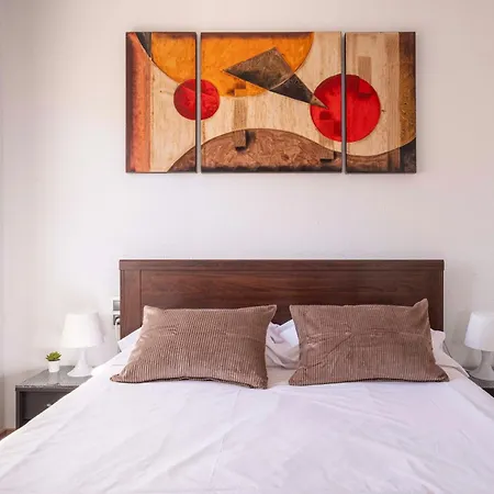 5 Min To The Sea And 15 Min To Barcelona Center Apartmán
